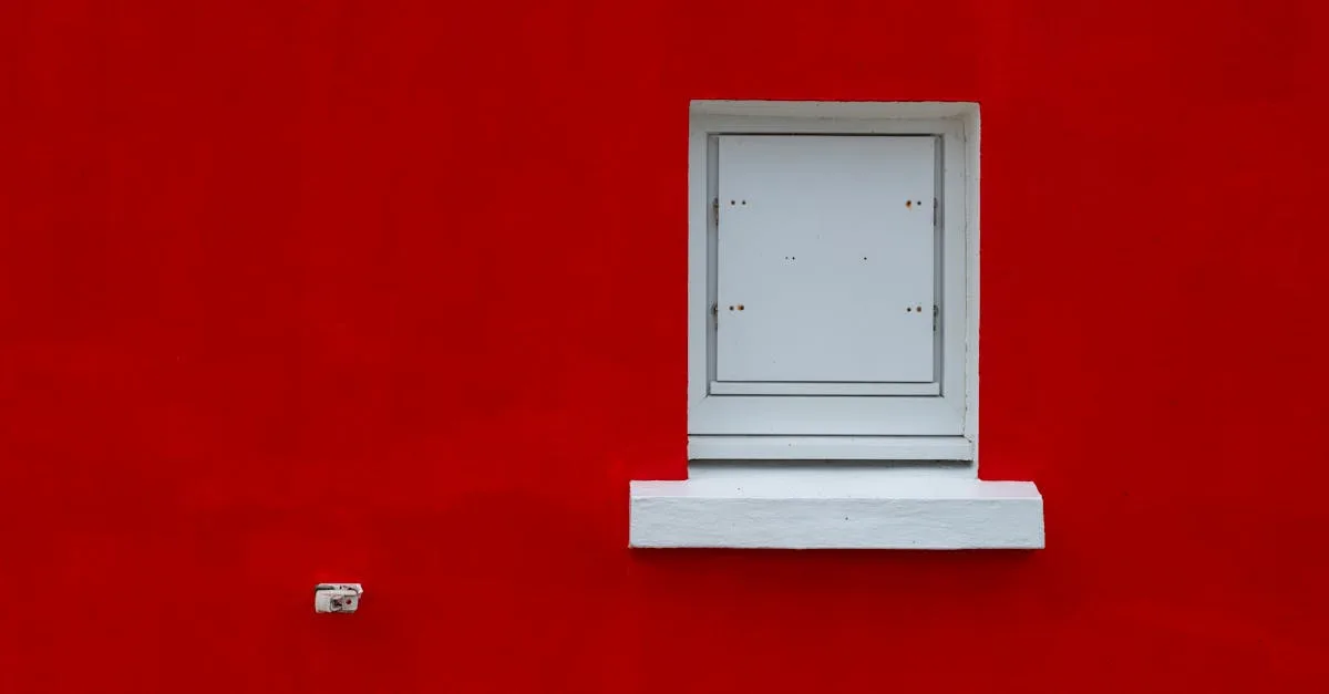 découvrez notre peinture extérieure durable et résistante aux intempéries pour protéger et embellir vos façades et surfaces extérieures.