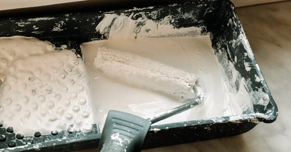 découvrez la peinture greige, une teinte élégante et moderne qui combine le gris et le beige pour un intérieur chaleureux et contemporain.